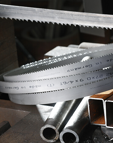 Select bimetal band saw blade
